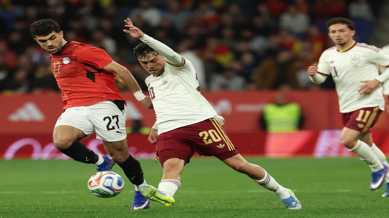 الاتحاد الإسباني يفتح تحقيقاً في هتافات مسيئة ضد المسلمين بمباراة منتخب مصر